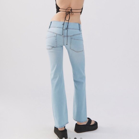 🦋 NWT 🌸 Urban Outfitters BDG Women's Light Blue Ultra Low Rise Skinny Jean 24 - Picture 2 of 5